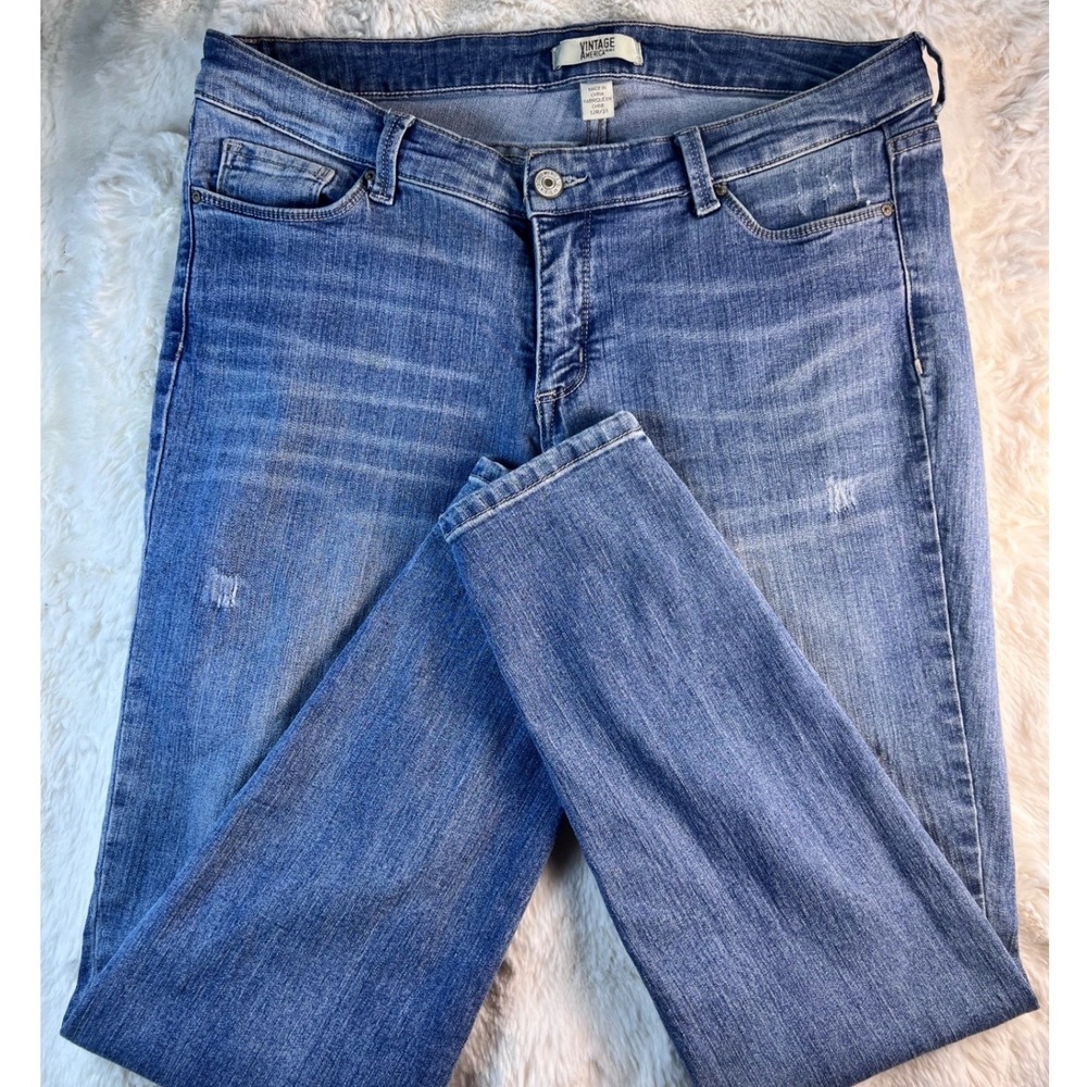 Vintage America Blues Boho Skinny Jeans Womens 12R/31 Medium Wash Distresse. A26